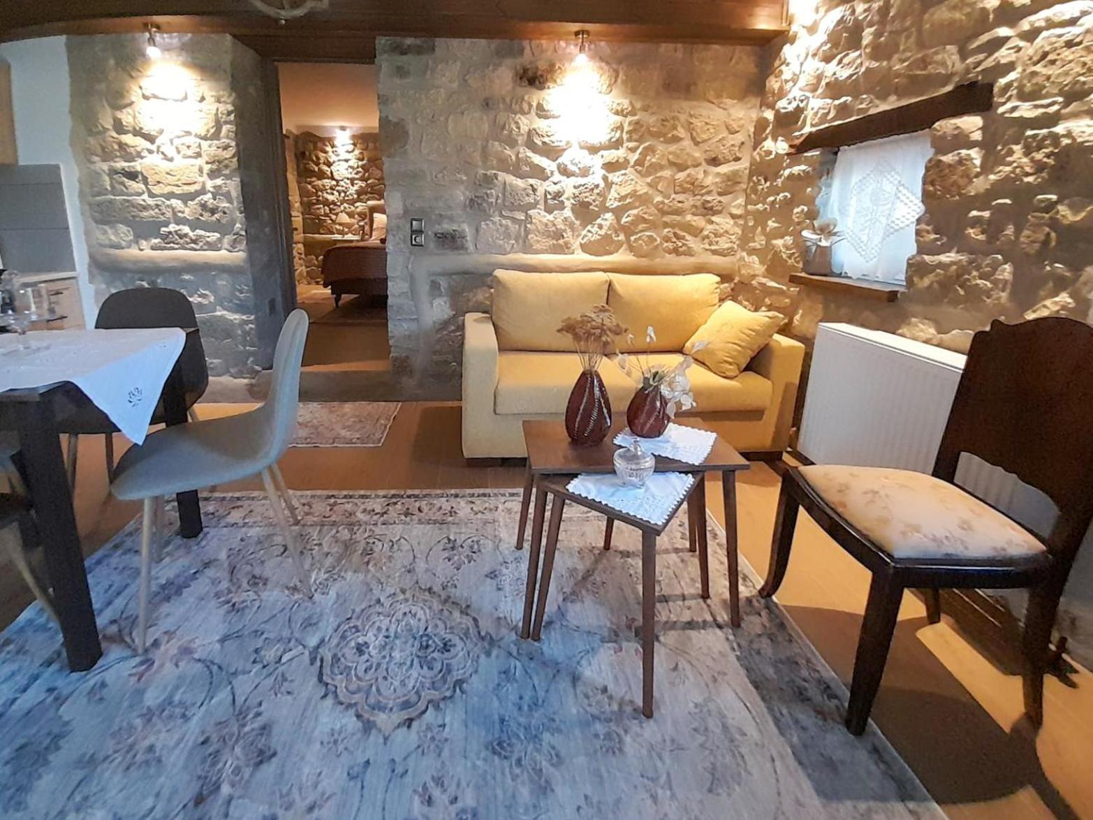 Elen'S Suites Pramanta Ngoại thất bức ảnh