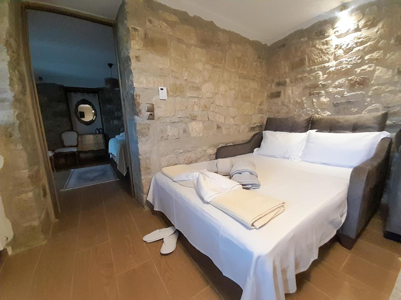Elen'S Suites Pramanta Ngoại thất bức ảnh